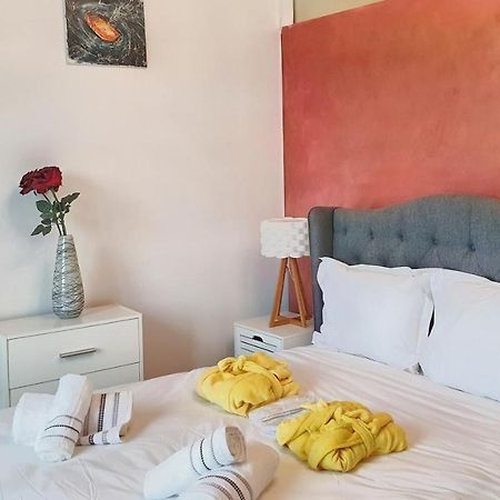 Cozy Penthouse In A New Business Building In City Center. Free Private Parking Apartamento Cluj-Napoca Exterior foto
